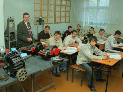 Профессор В.В.Зелинский