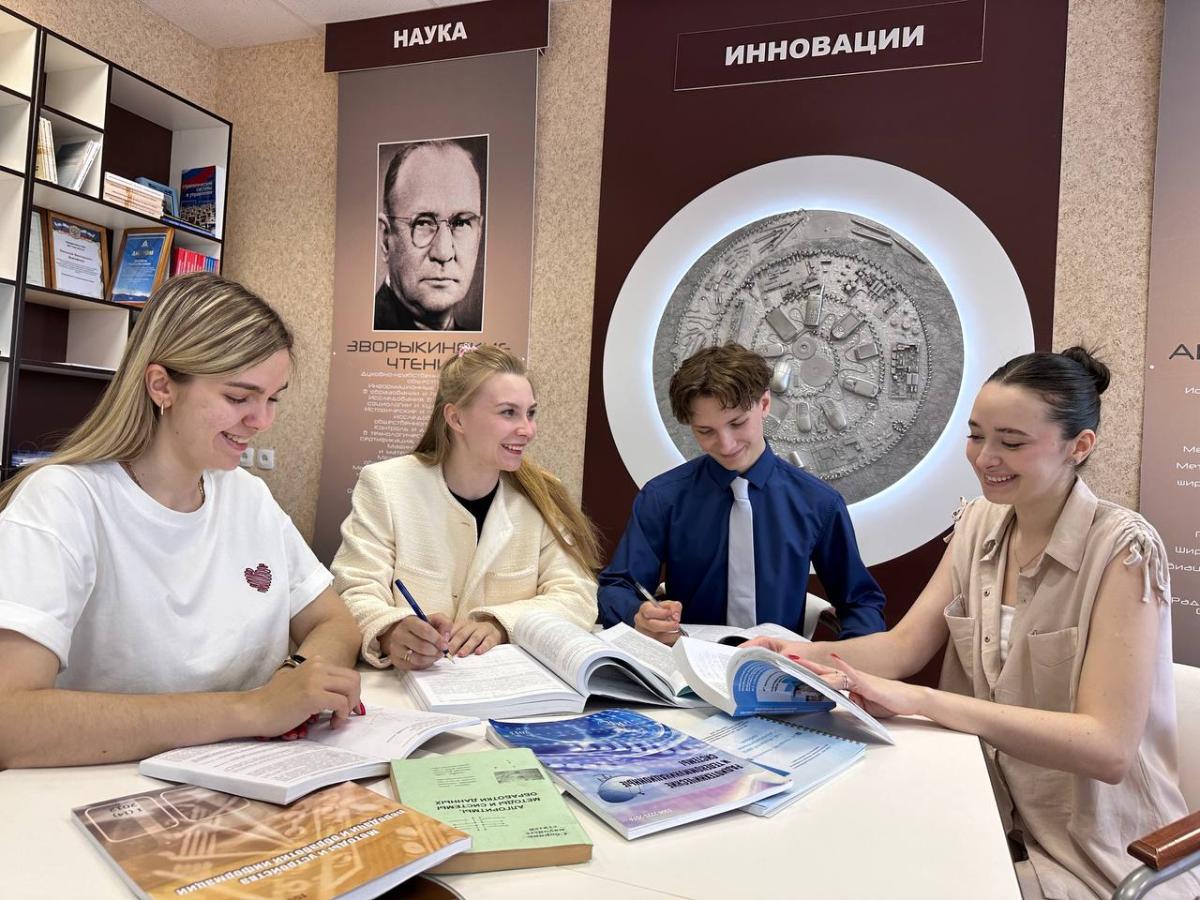Выпускник СПО? Поступай в МИВлГУ без ЕГЭ