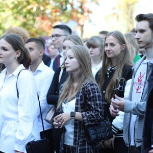 Торжественная линейка, посвященная Дню знаний в МИВлГУ