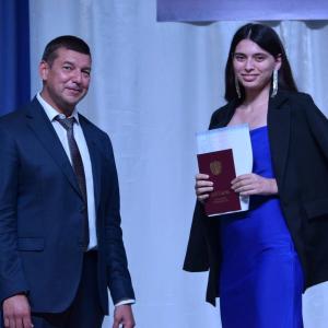 Вручение дипломов об окончании МИВлГУ