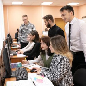 Студенты