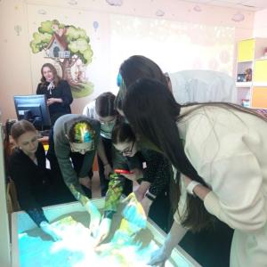 Студенты МИ ВлГУ познакомились с работой Социально-реабилитационного центра для несовершеннолетних