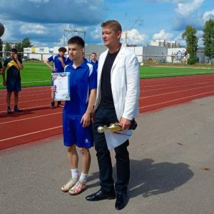А через два дня, 9 августа, когда вся страна отмечала День физкультурника, наша футбольная команда участвовала в городском турнире.