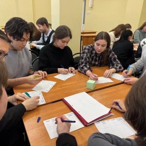 Jingle Brains: лингвистический турнир в МИВлГУ