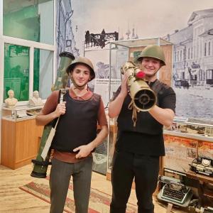 Будущие юристы МИВлГУ на выездном занятии в музее МВД