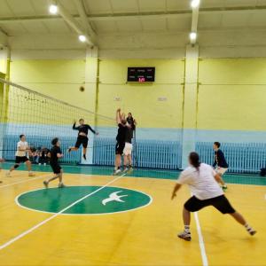 🏆 ФИТР на высоте! Стали чемпионами МИВлГУ по волейболу!