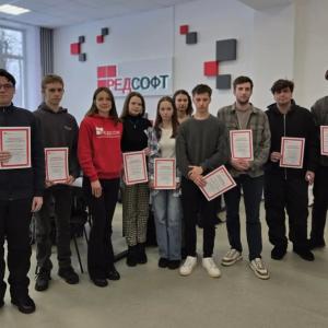 Студенты IT-кластера МИВлГУ - сертифицированные специалисты в "Управлении виртуальной инфраструктурой" в операционной системе РЕД ОС