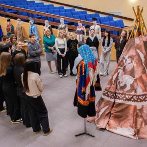 Парад национальных костюмов в Муромском институте ВлГУ: красота традиций и единство народов России