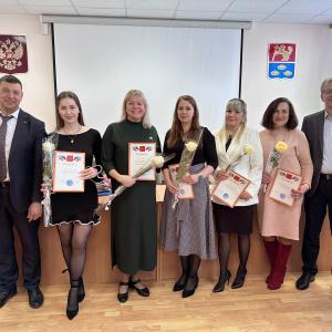 Праздничное настроение сегодня продолжилось и на торжественном мероприятии.