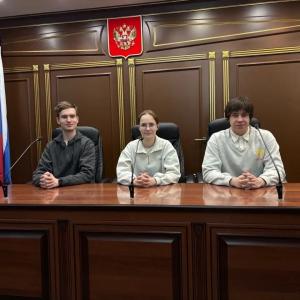 Будущие юристы, студенты МИВлГУ, в Нижегородском областном суде
